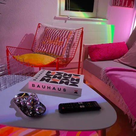 Blush Heaven - Wifi - Netflix *